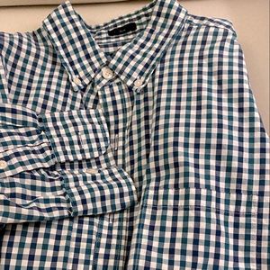 J. Crew Men’s Button Down M